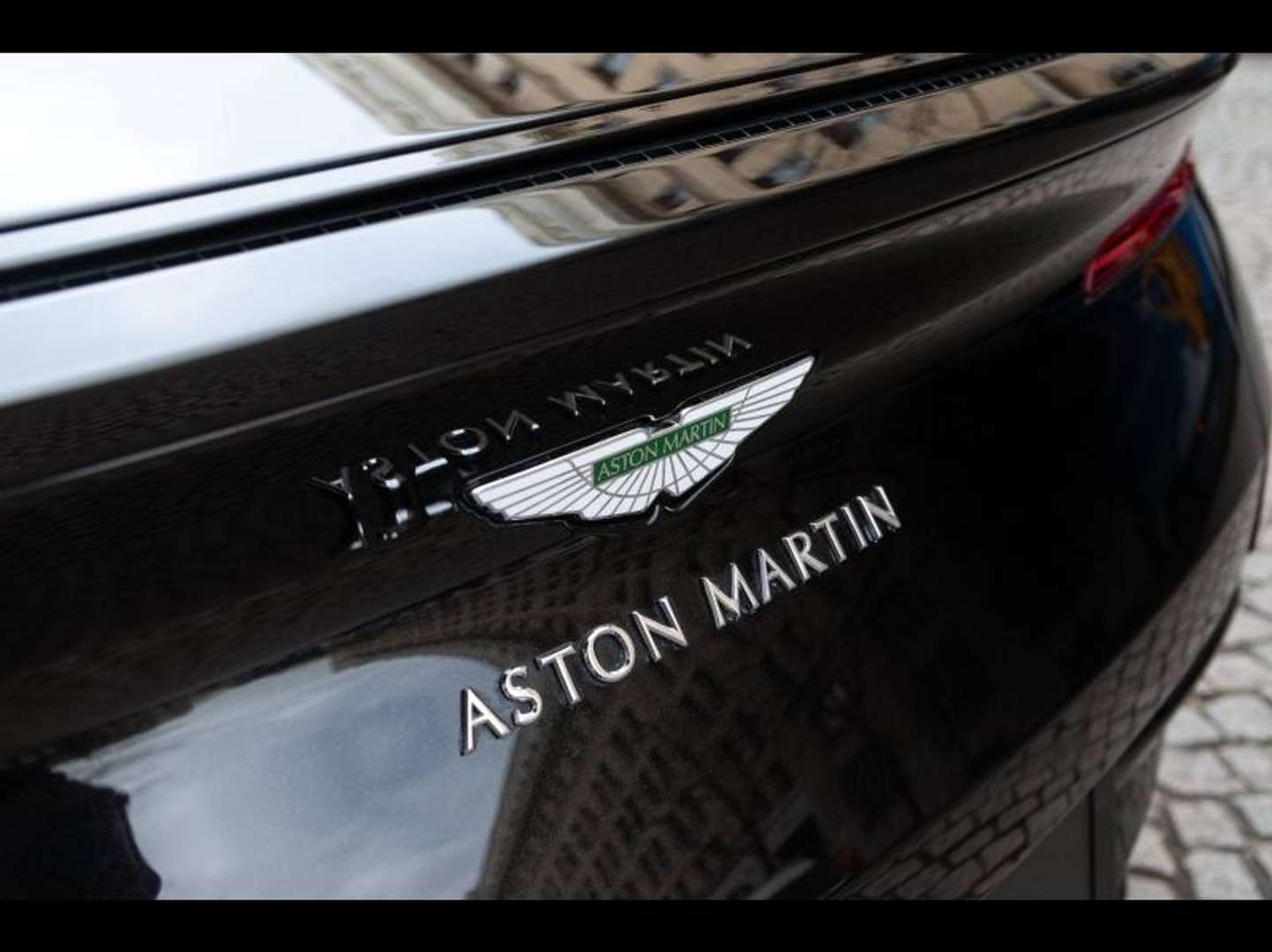 Aston Martin DB11 V12 5.2 640ch AMR - 2020 - Joinsteer - #15