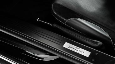 Aston Martin Vanquish Coupé Touchtronic — photo 25