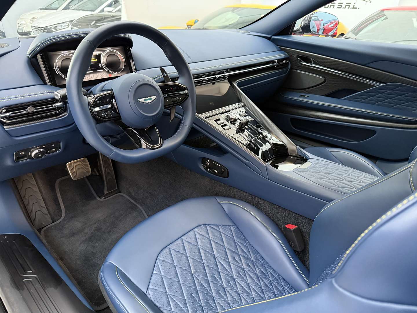 Aston Martin DB12 Coupé 4.0 V8 Auto - 2025 - Joinsteer - #13