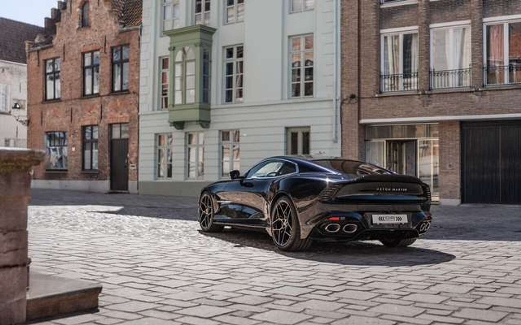 Aston Martin Vanquish Coupé - 2025 - Joinsteer - #4