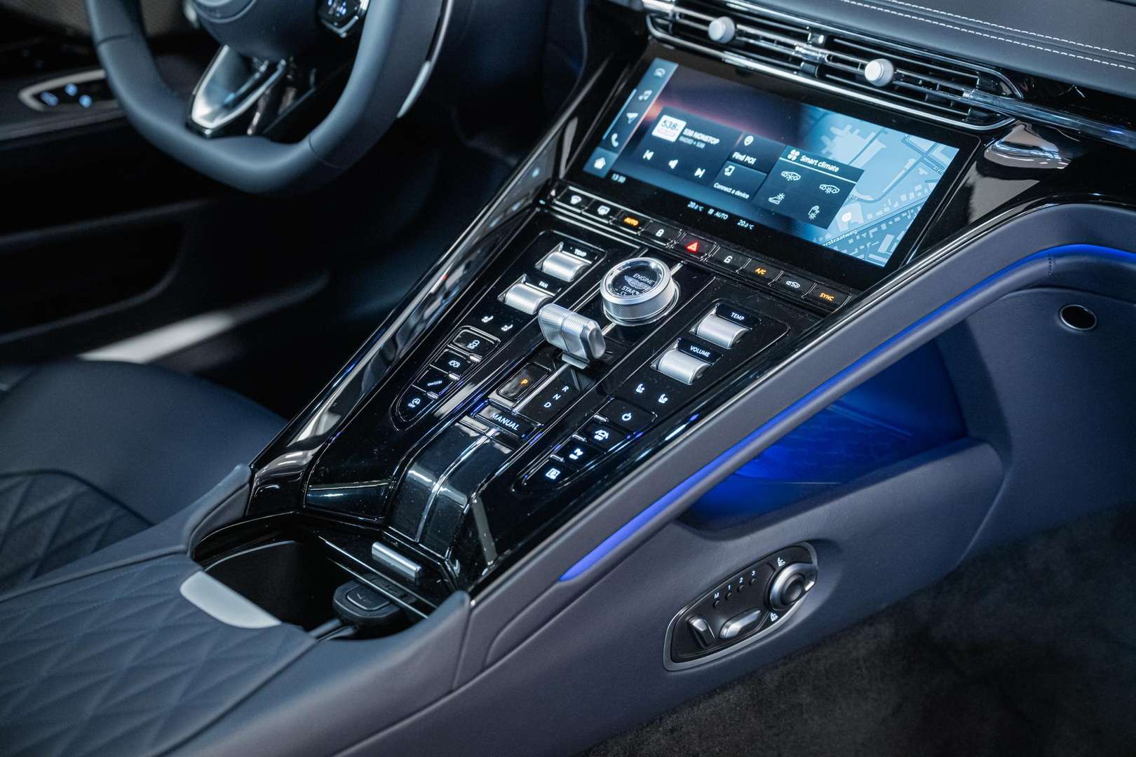 Aston Martin DB12 Coupé - 2026 - Joinsteer - #39