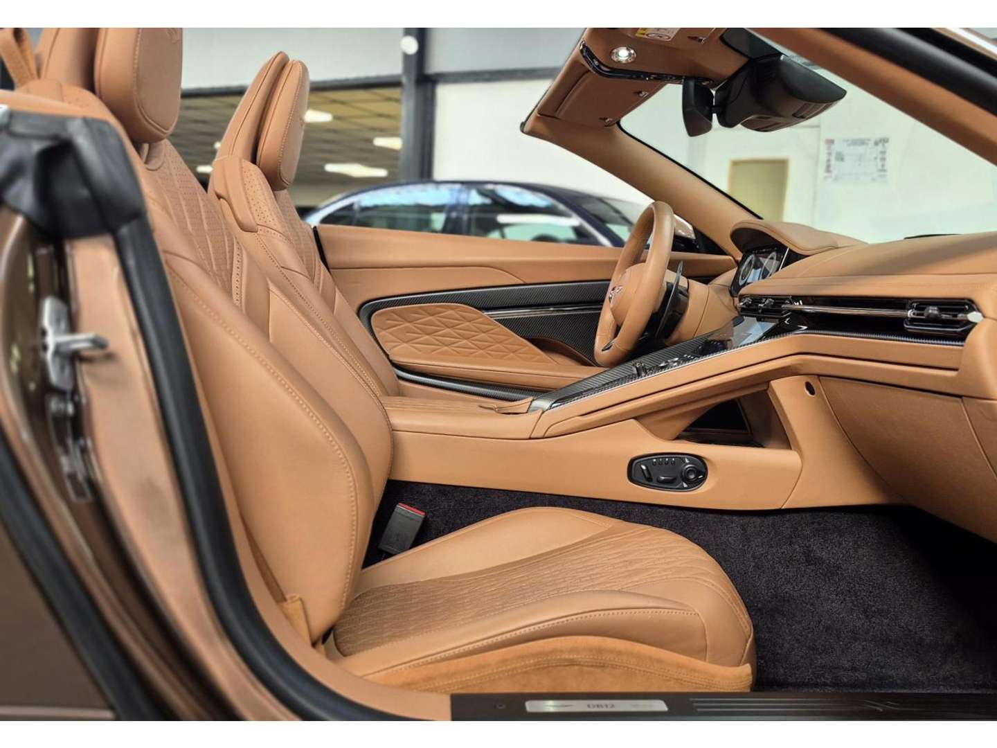 Aston Martin Volante V8 4.0 Biturbo 680 - 2024 - Joinsteer - #9