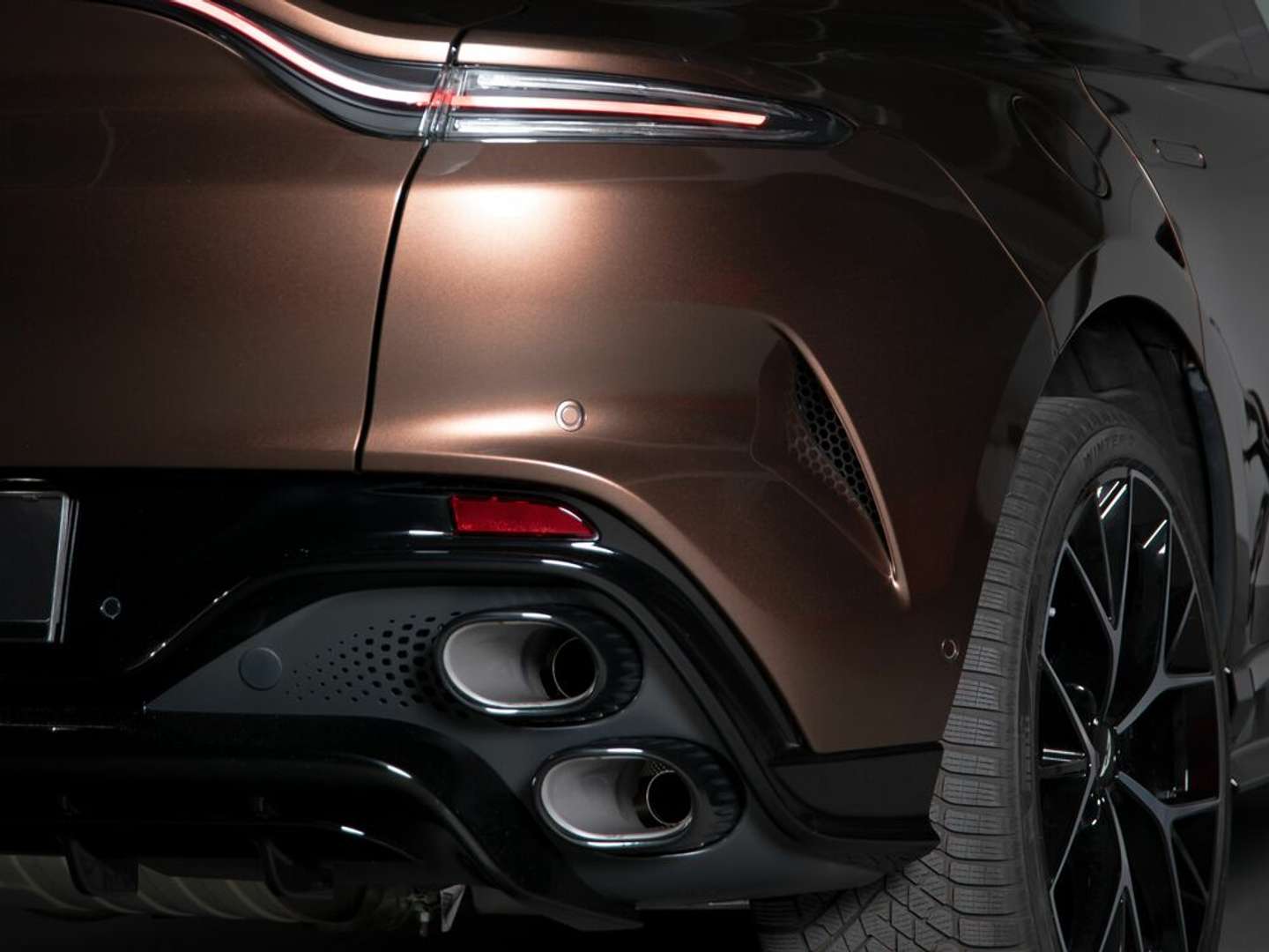 Aston Martin DBX DBX S - 2025 - Joinsteer - #10