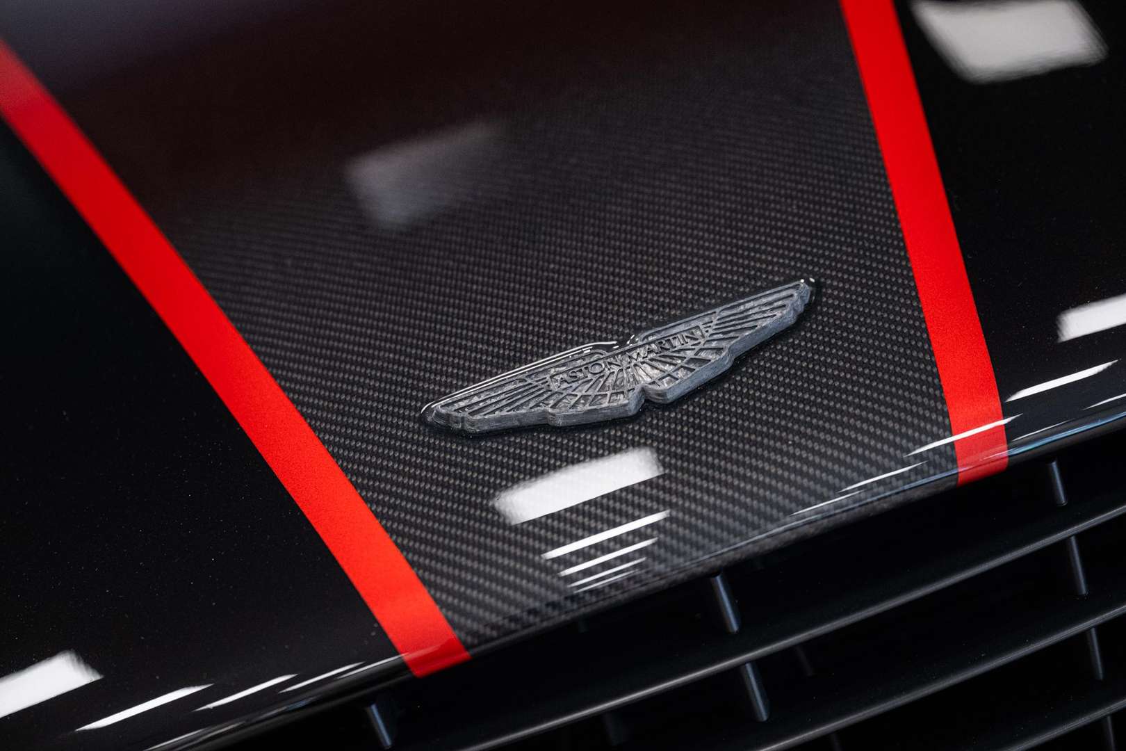 Aston Martin Vanquish Volante Non Identifiée - 2015 - Joinsteer - #14