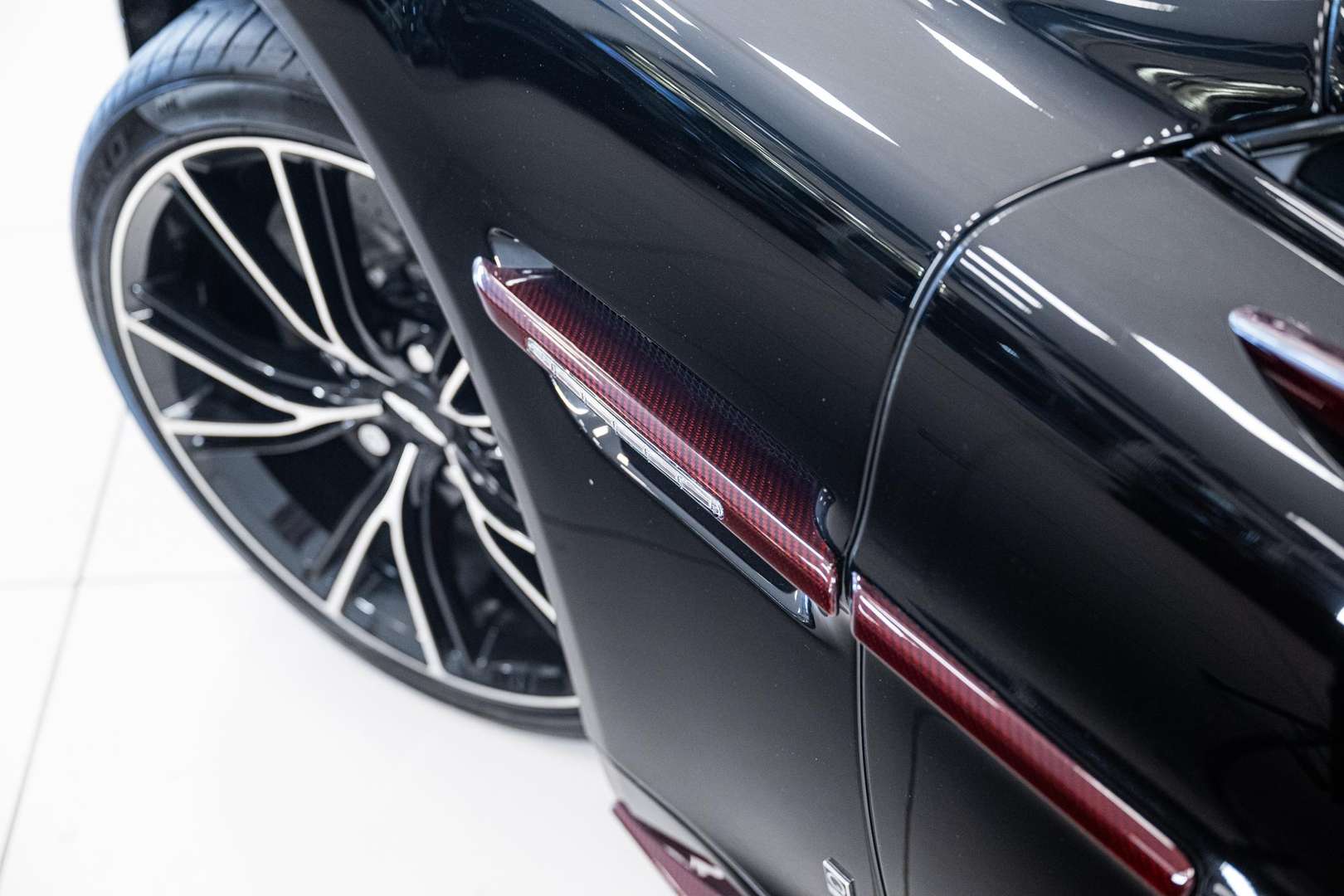 Aston Martin Vanquish Volante Non Identifiée - 2015 - Joinsteer - #18