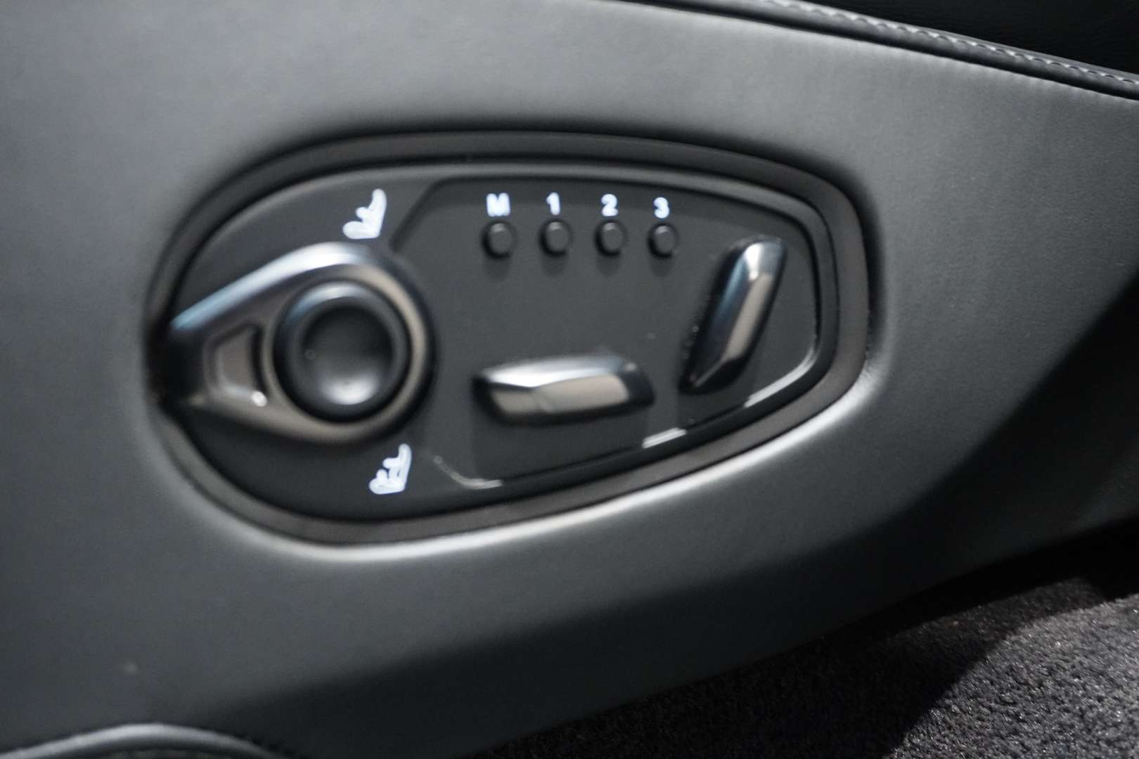 Aston Martin DBX 4.0 V8 707 - 2023 - Joinsteer - #34