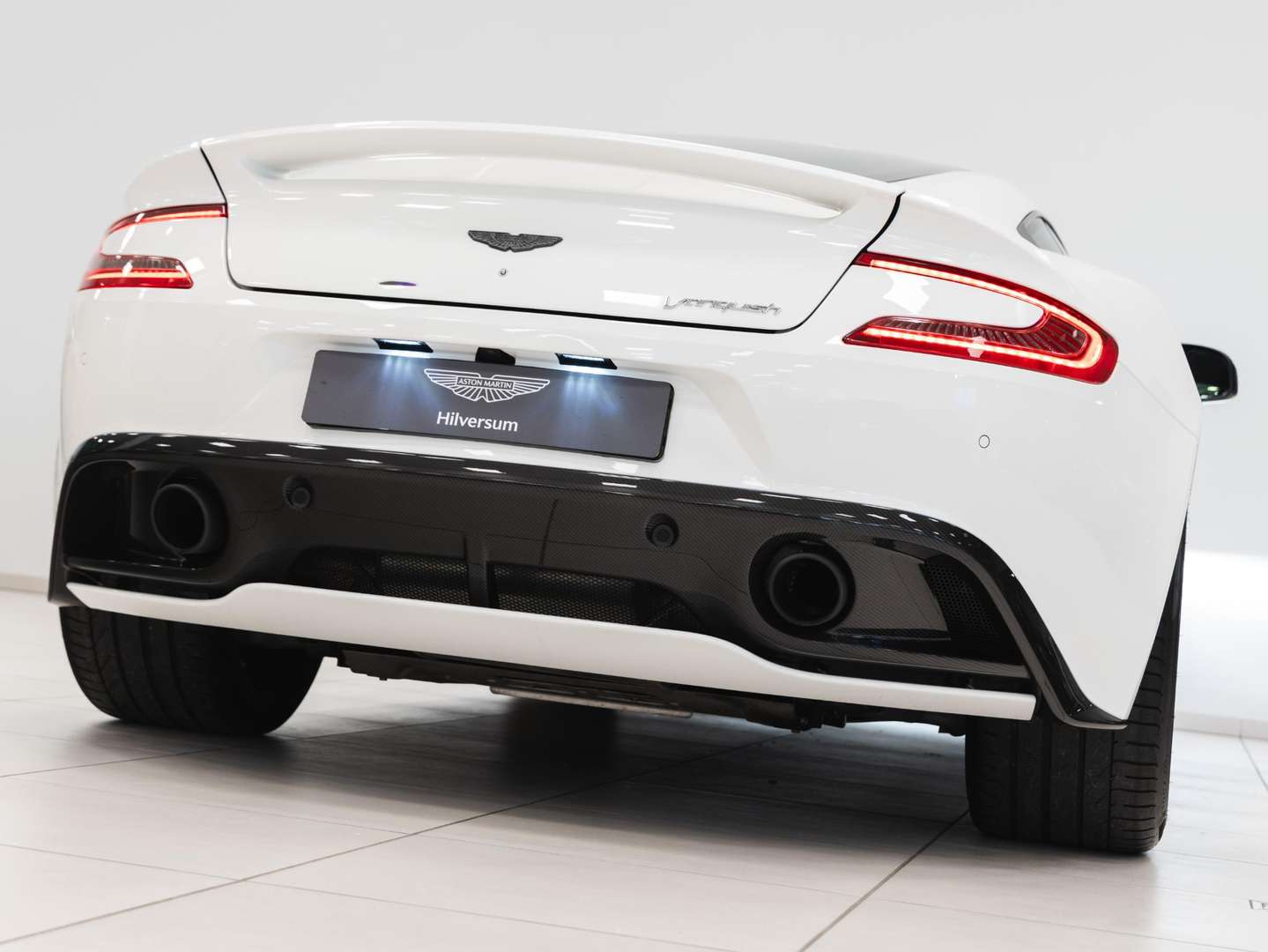 Aston Martin Vanquish Coupé Carbon White Edition - 2015 - Joinsteer - #25