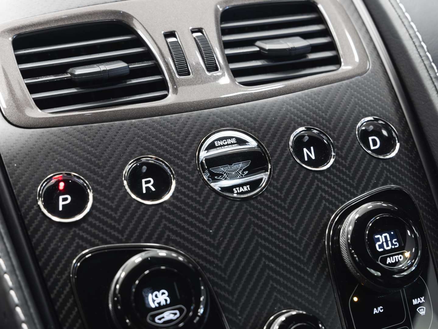 Aston Martin Vanquish Coupé Carbon White Edition - 2015 - Joinsteer - #47