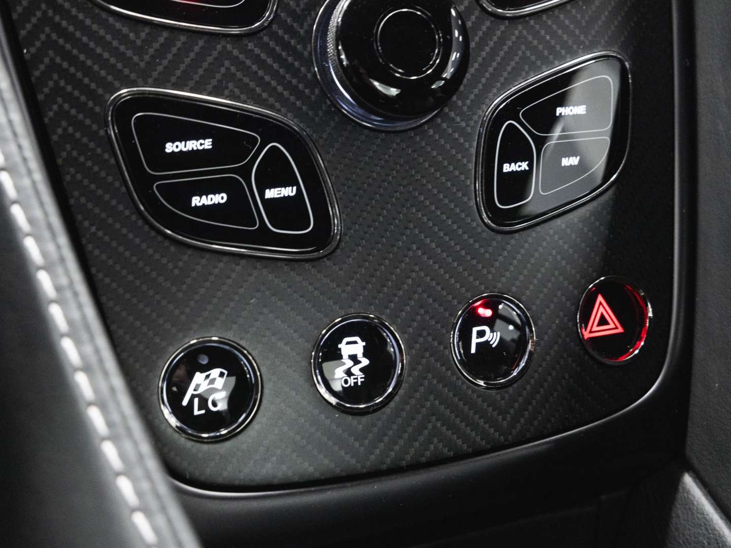 Aston Martin Vanquish Coupé Carbon White Edition - 2015 - Joinsteer - #49