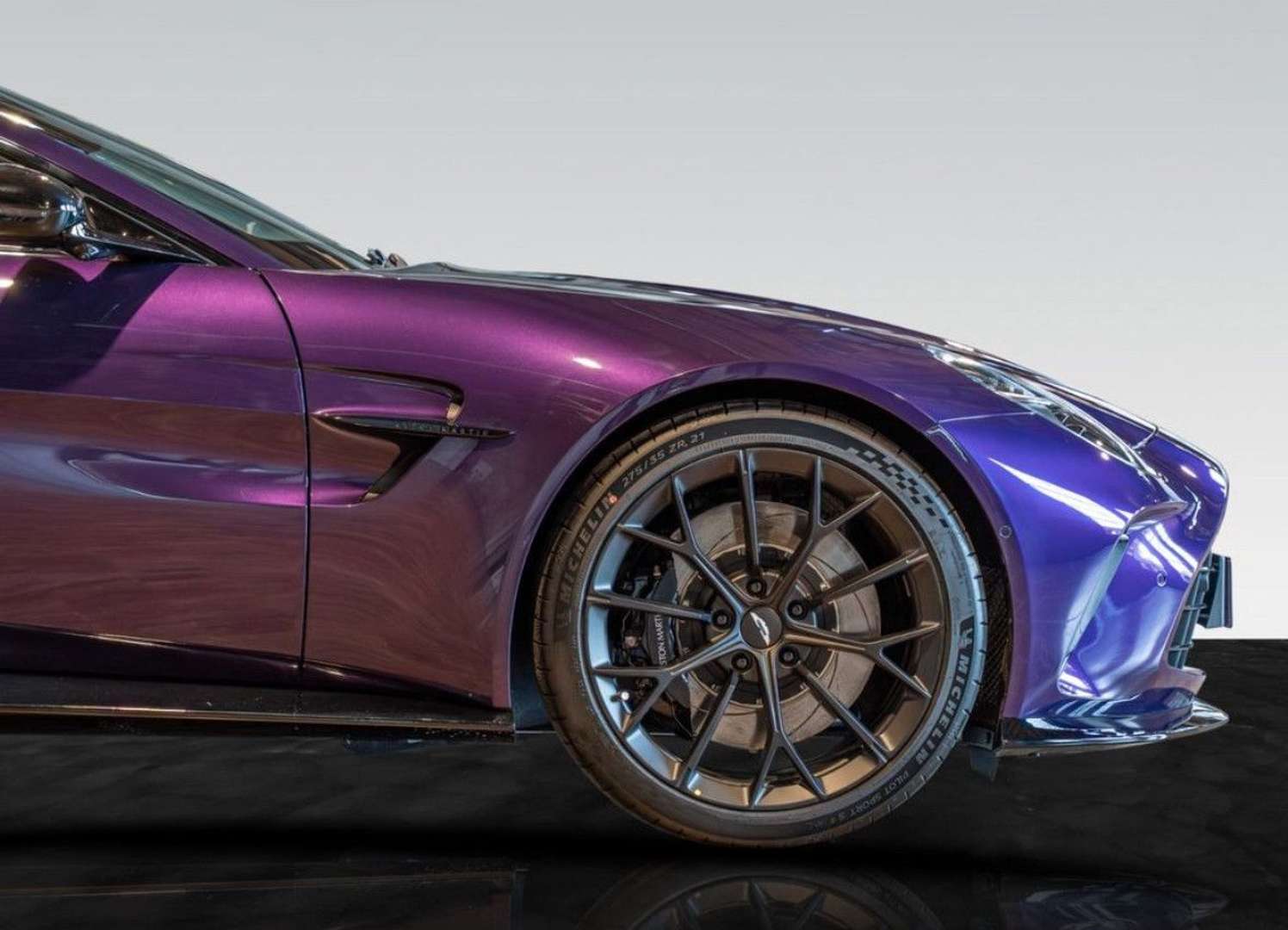 Aston Martin V8 Sièges Performance Carbone - 2025 - Joinsteer - #5