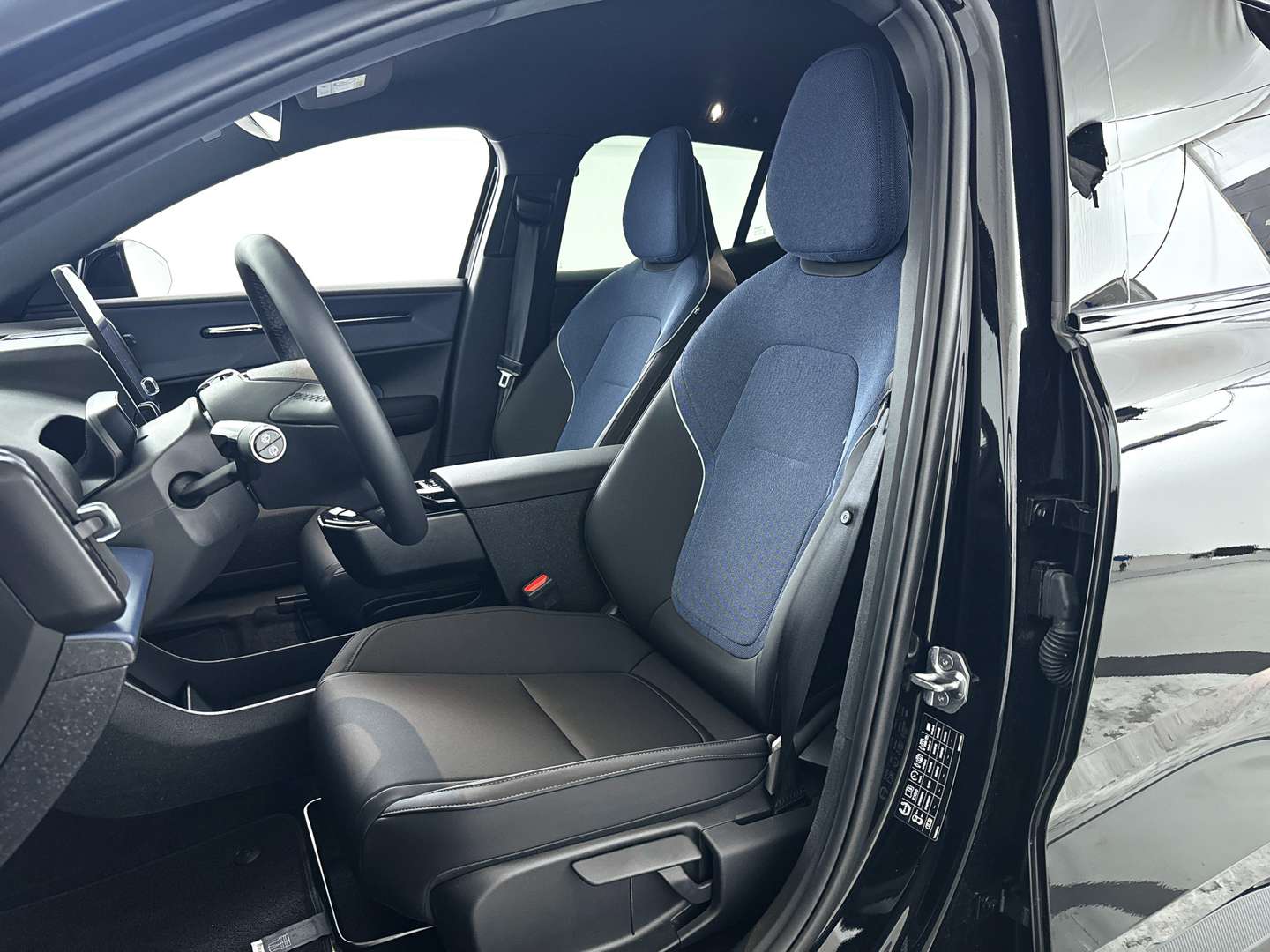 Volvo EX30 Single Motor Plus - 2025 - Joinsteer - #5