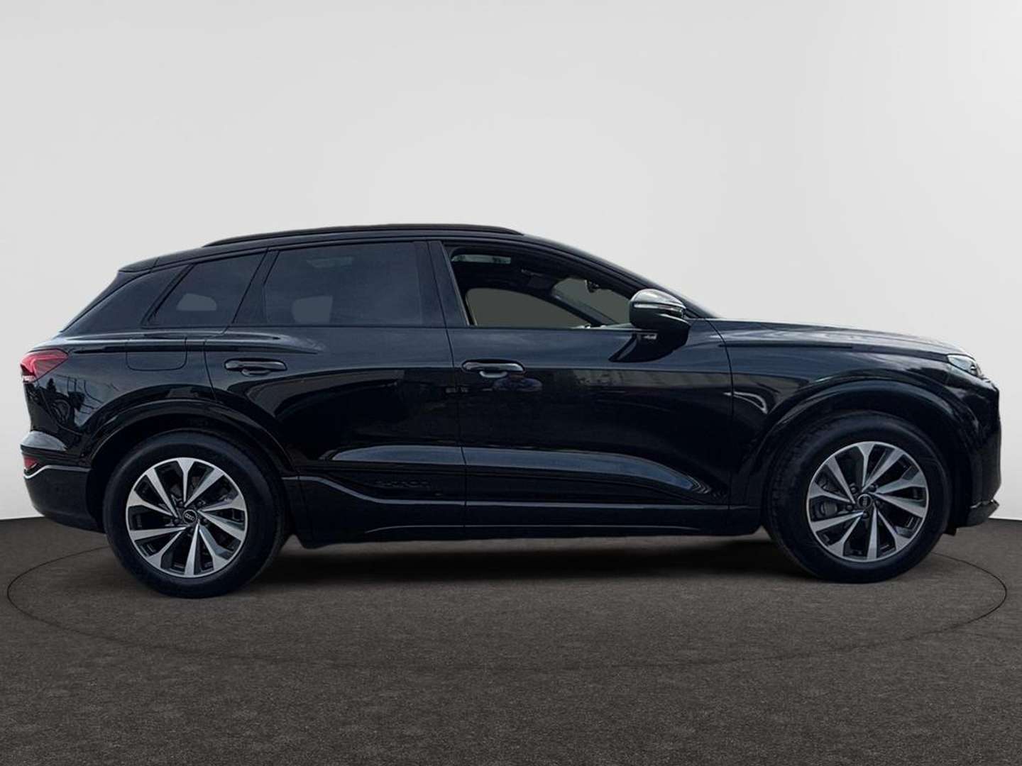 Audi Q6 E-tron S-LINE - 2025 - Joinsteer - #5