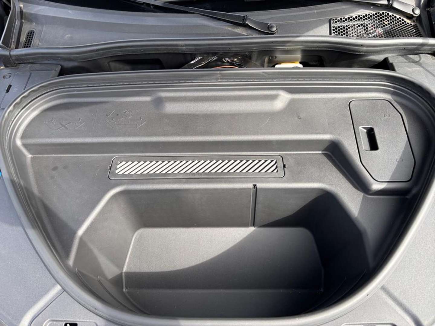 Audi Q6 E-tron S-LINE - 2025 - Joinsteer - #16