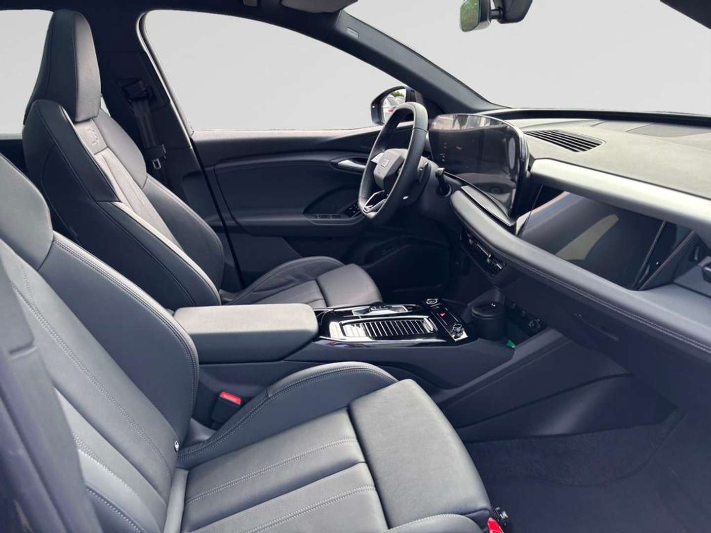 Audi Q6 E-tron S-LINE - 2025 - Joinsteer - #22