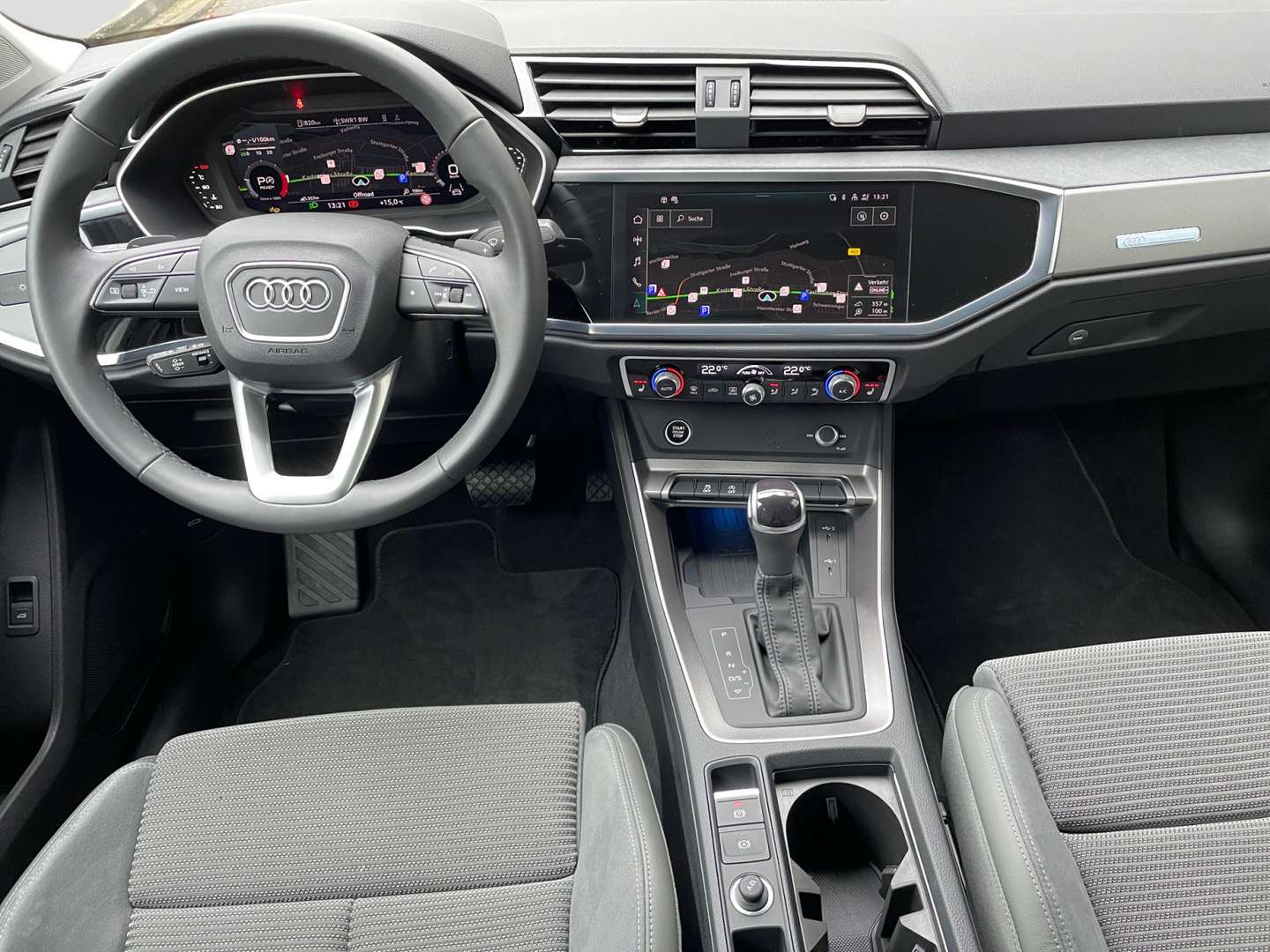 Audi Q3 S Line 35 TDI - 2025 - Joinsteer - #3