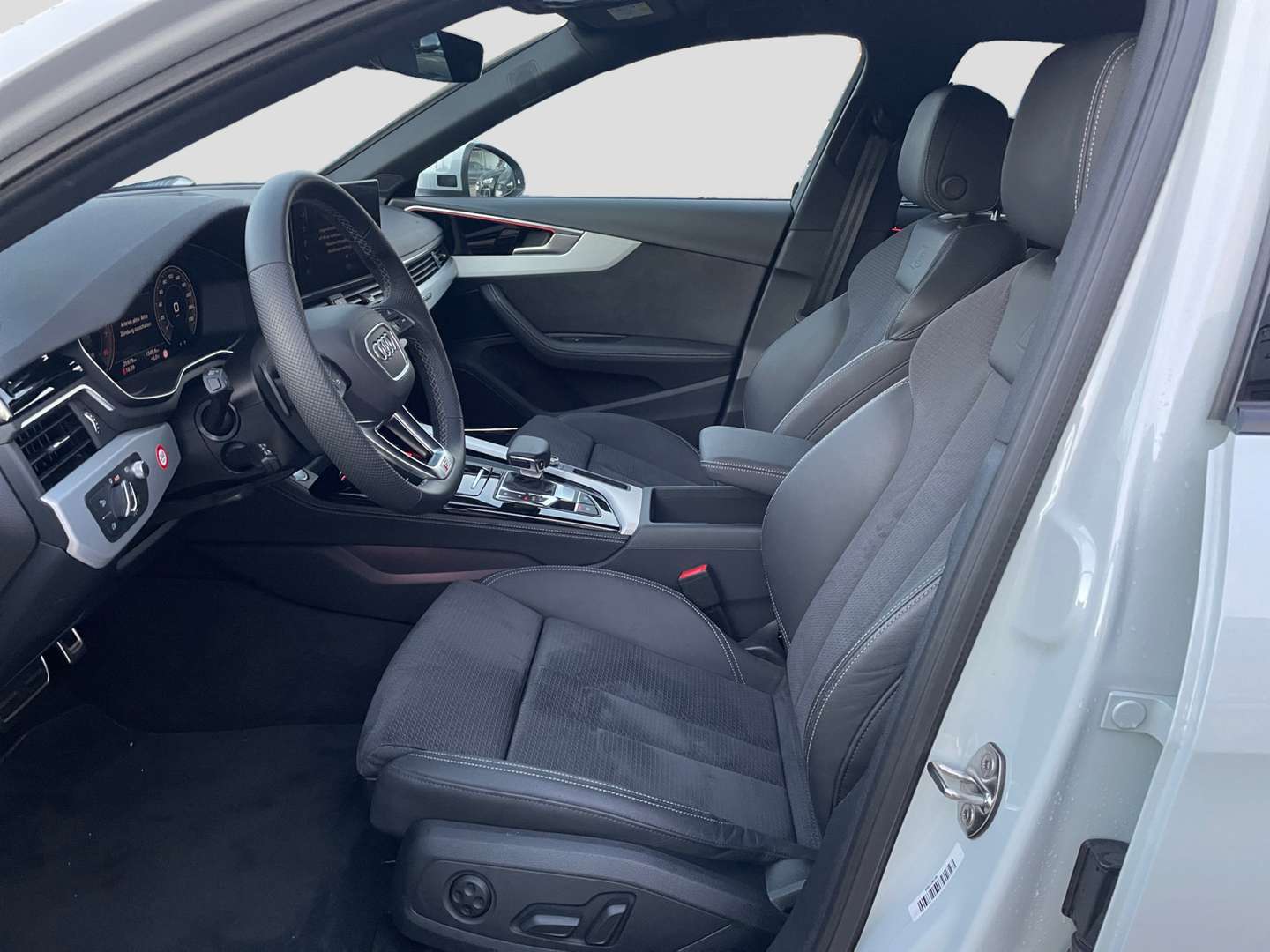 Audi A4 S Line 45 TFSI - 2025 - Joinsteer - #7