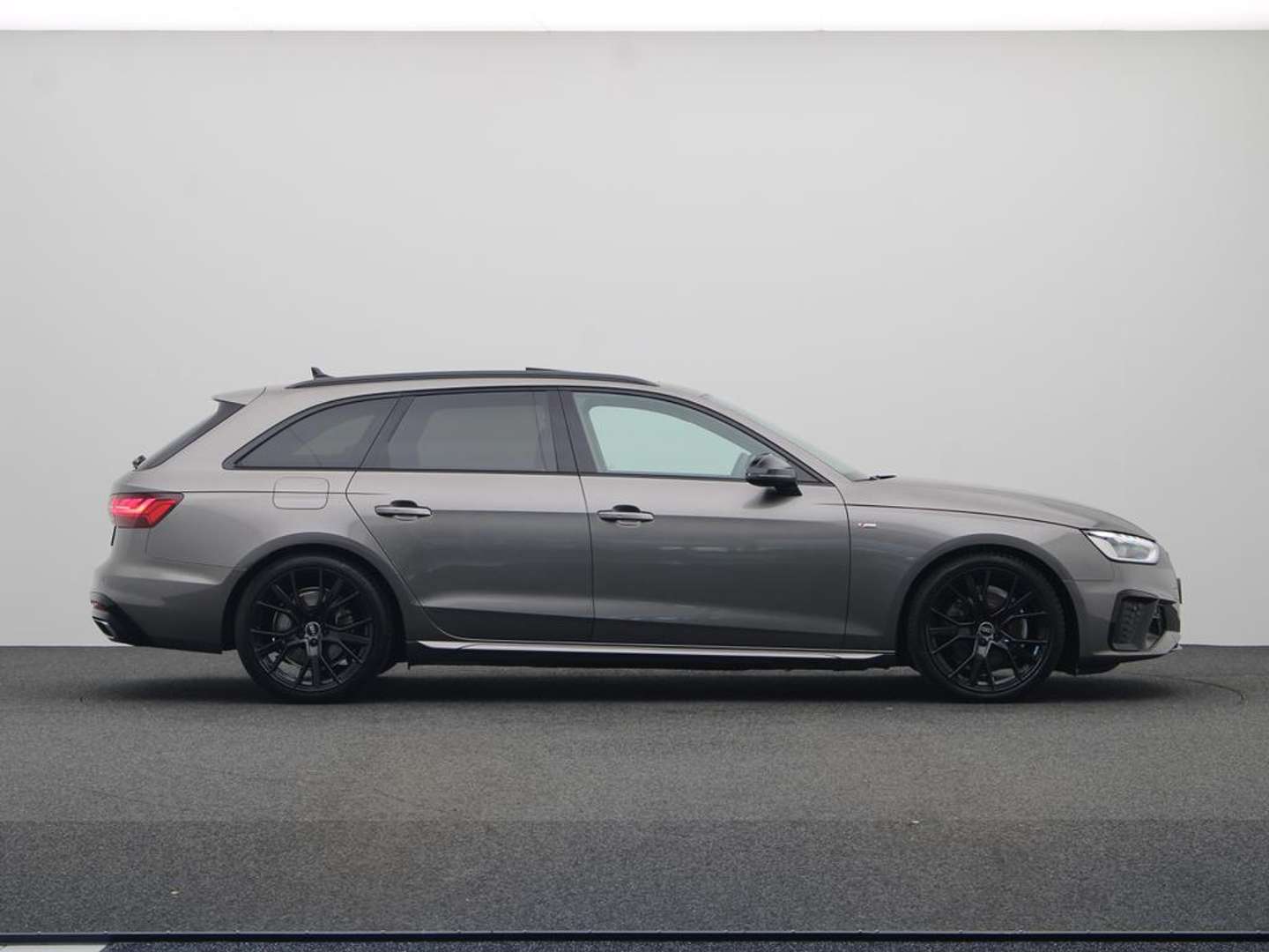 Audi A4 S Line Avant 35 TDI - 2023 - Joinsteer - #11