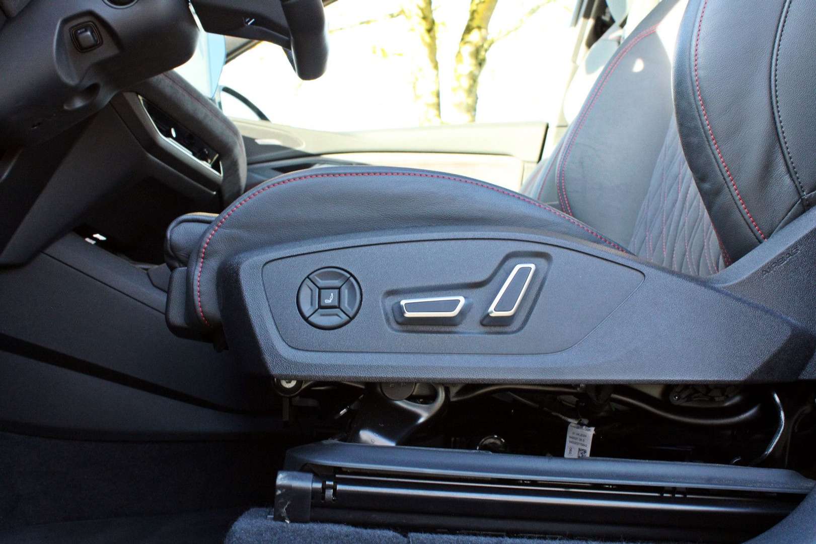 Audi Q6 E-tron S-LINE - 2025 - Joinsteer - #12