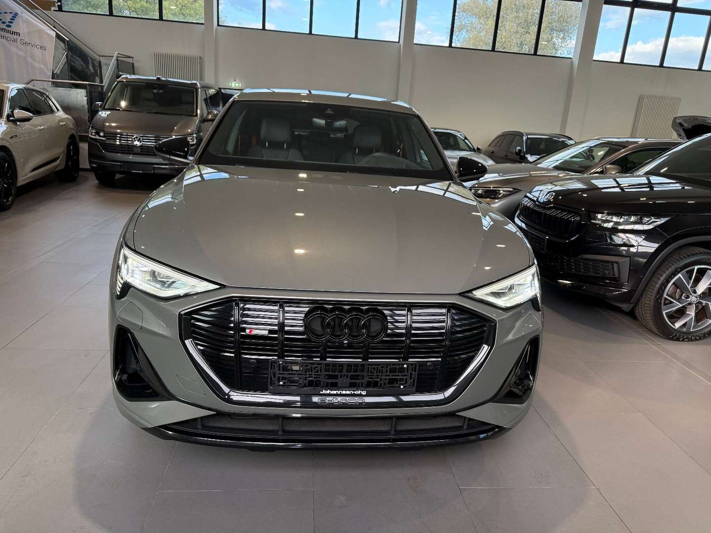 Audi E-tron S Line Black Edition 55 - 2022 - Joinsteer - #4