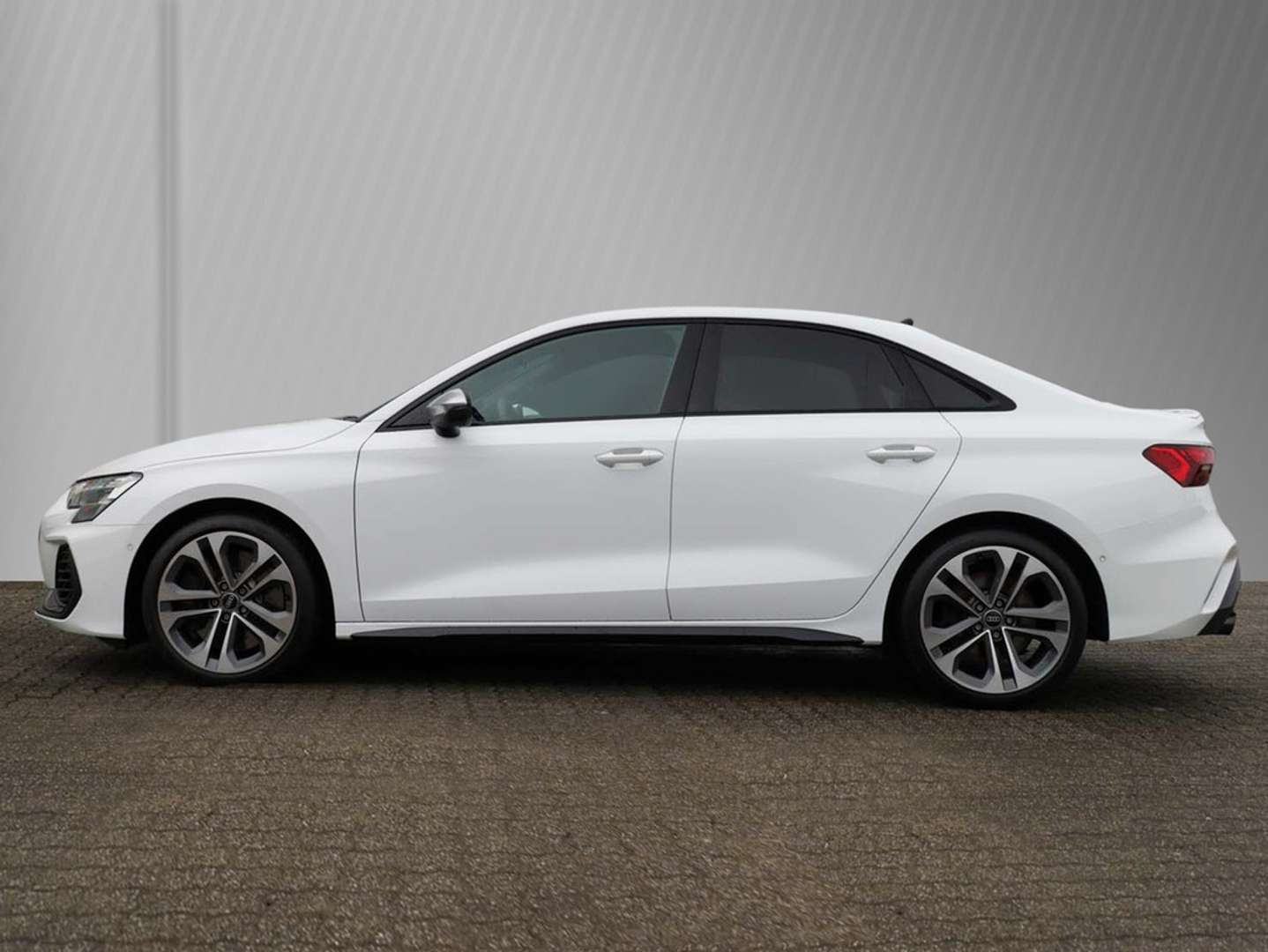 Audi S3 Limousine 40 TFSI - 2024 - Joinsteer - #3