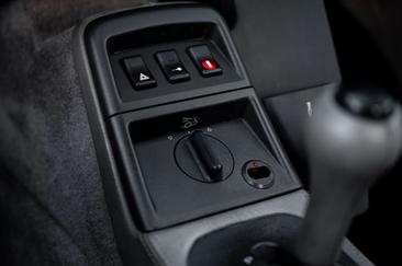 Porsche 964 Carrera 2 — photo 16