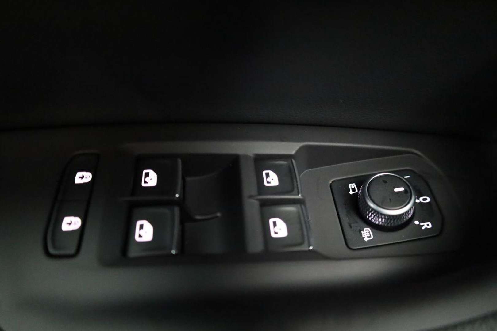 Volkswagen Touareg 4Motion R-Line - 2025 - Joinsteer - #7