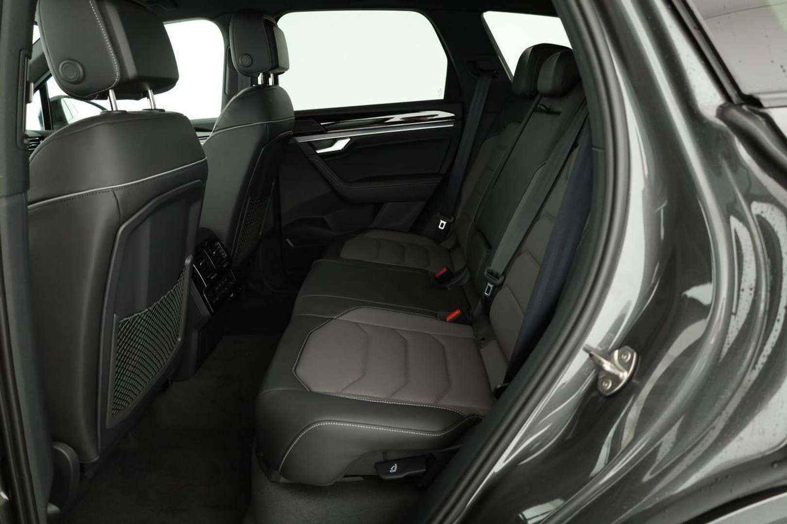 Volkswagen Touareg 4Motion R-Line - 2025 - Joinsteer - #10