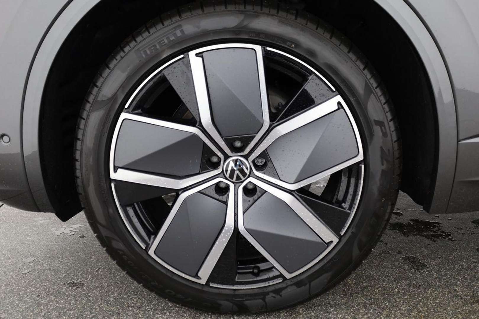 Volkswagen Touareg 4Motion R-Line - 2025 - Joinsteer - #15