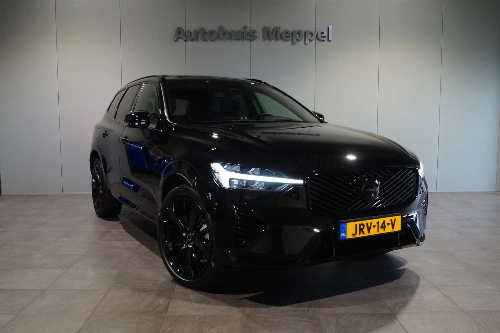 Volvo XC60 T6 Black-Ultra - 2025 - Joinsteer - #1