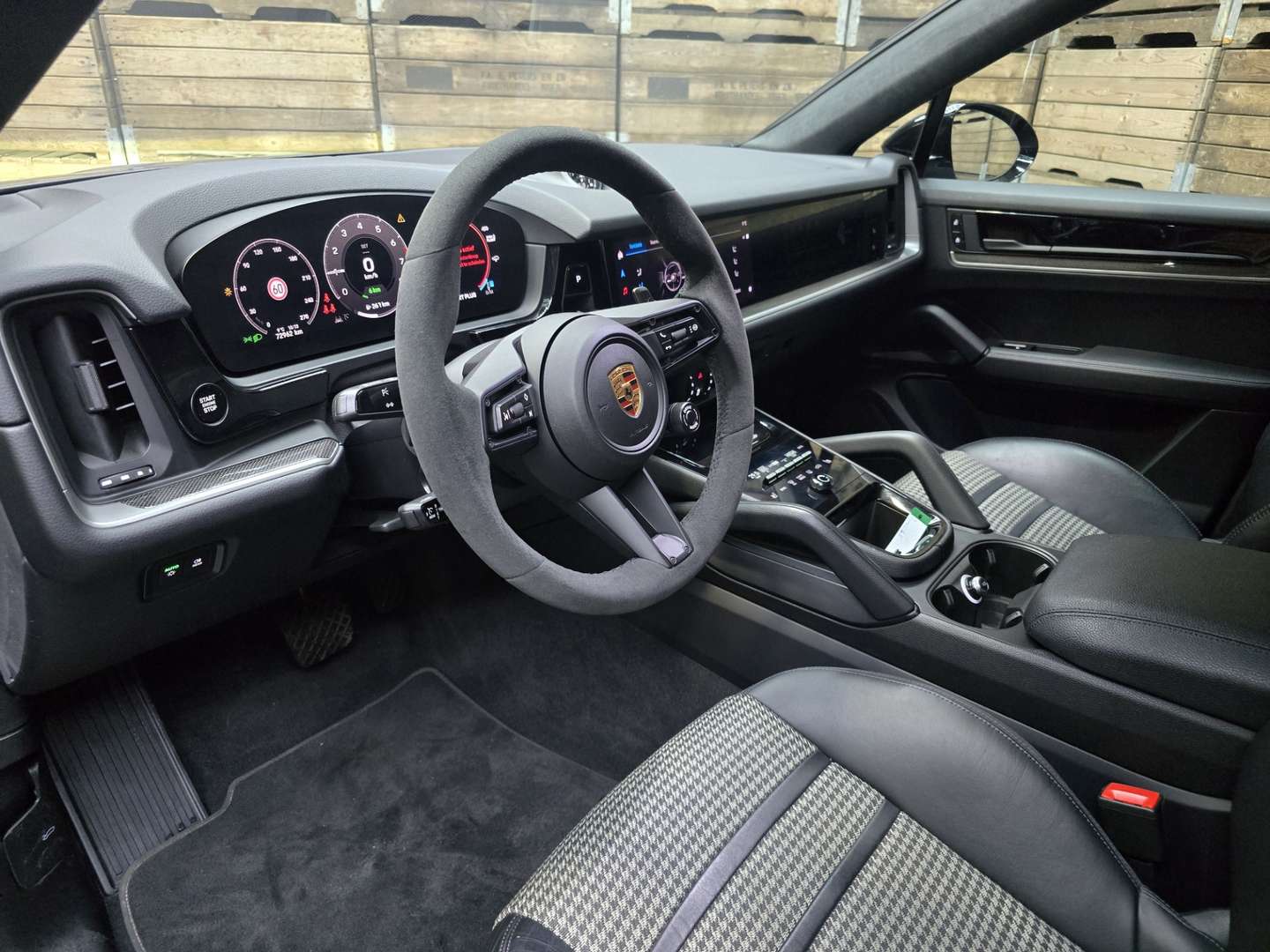 Porsche Cayenne Coupé E-Hybrid - 2024 - Joinsteer - #2