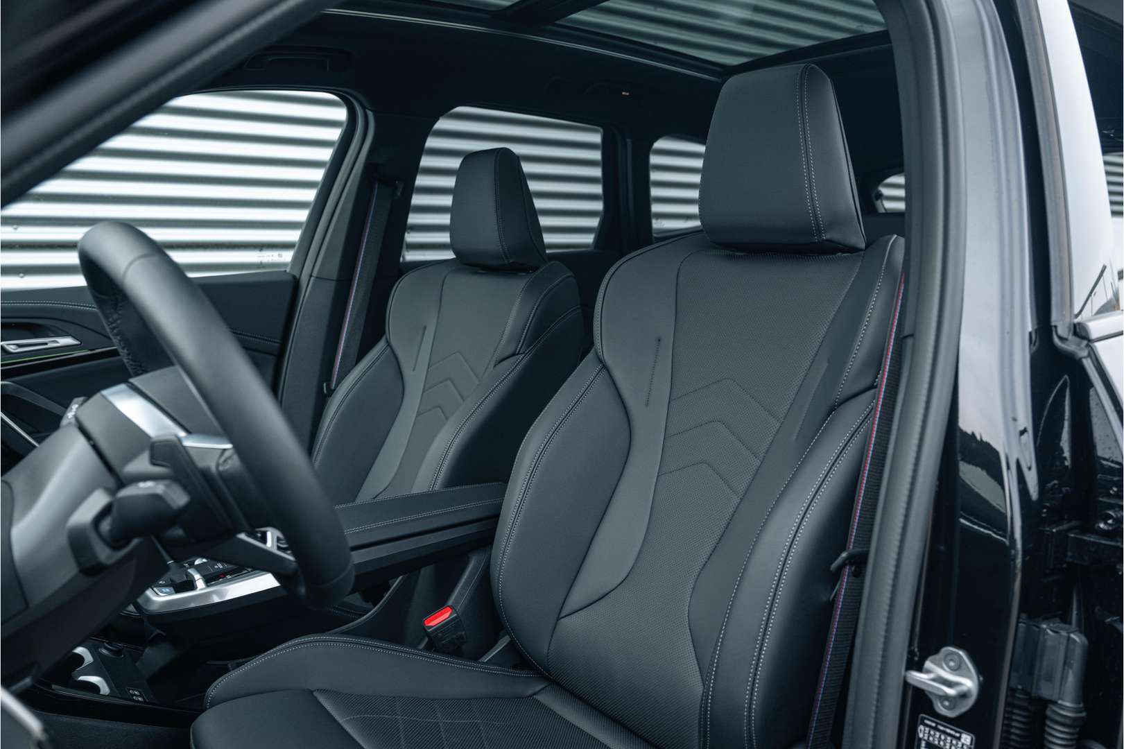 BMW IX1 M-Sport XDrive30 - 2025 - Joinsteer - #7