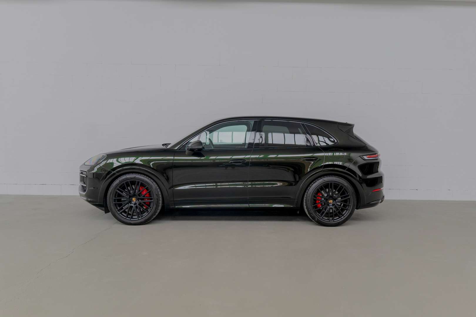 Porsche Cayenne I S E-Hybrid - 2024 - Joinsteer - #1