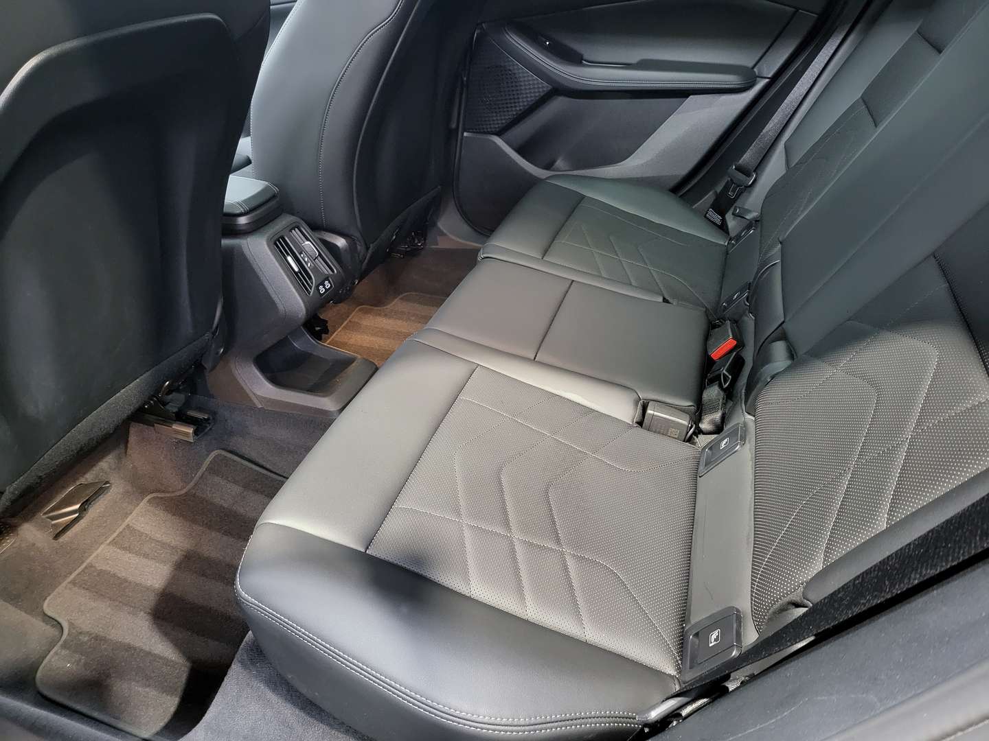 BMW Série 2 ActiveTourer 218i - 2025 - Joinsteer - #13