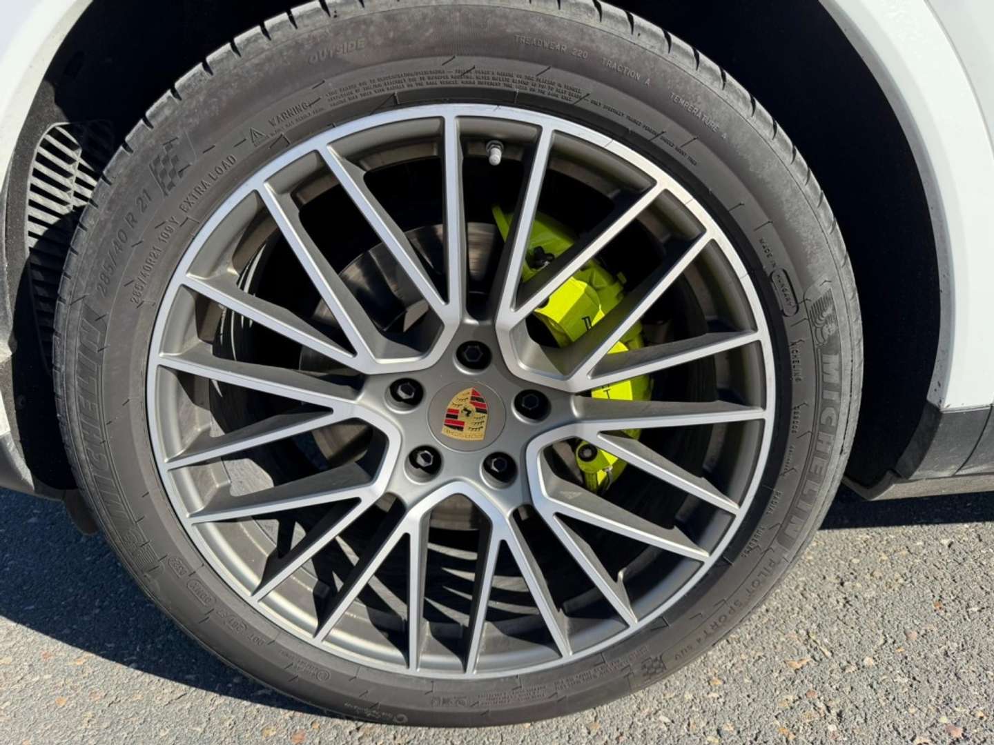 Porsche Cayenne Coupé E-Hybrid - 2023 - Joinsteer - #17