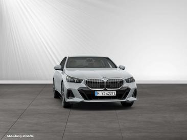 BMW I5 M Sport EDrive40 — photo 12