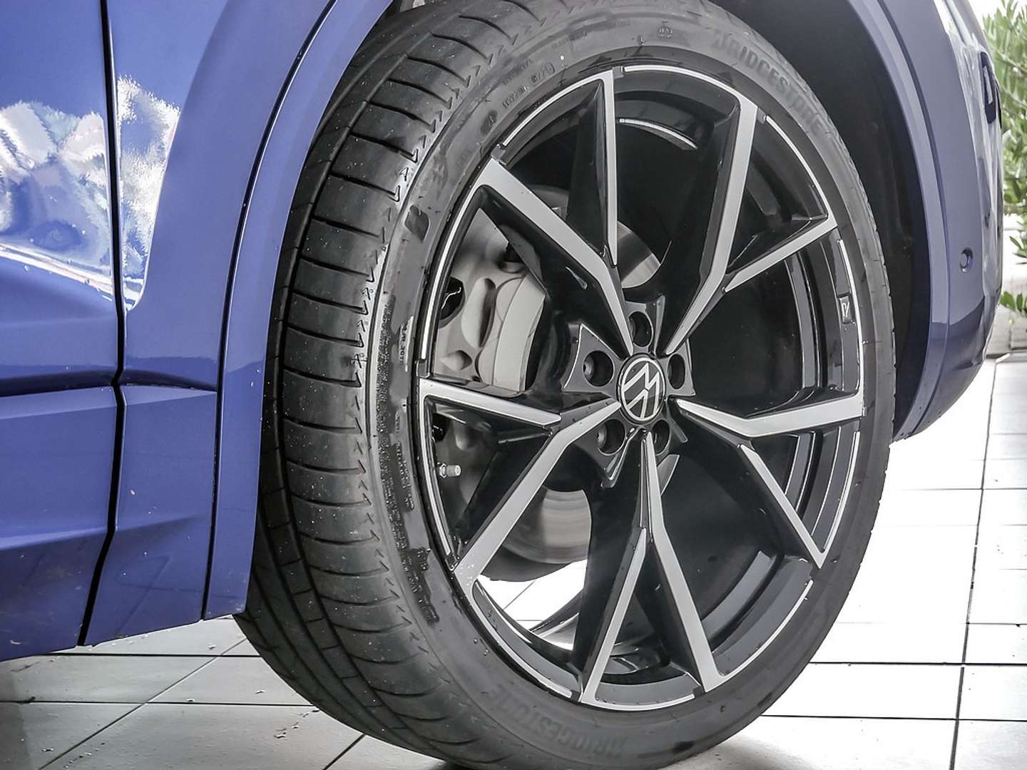 Volkswagen Touareg 4Motion R-Line - 2025 - Joinsteer - #5