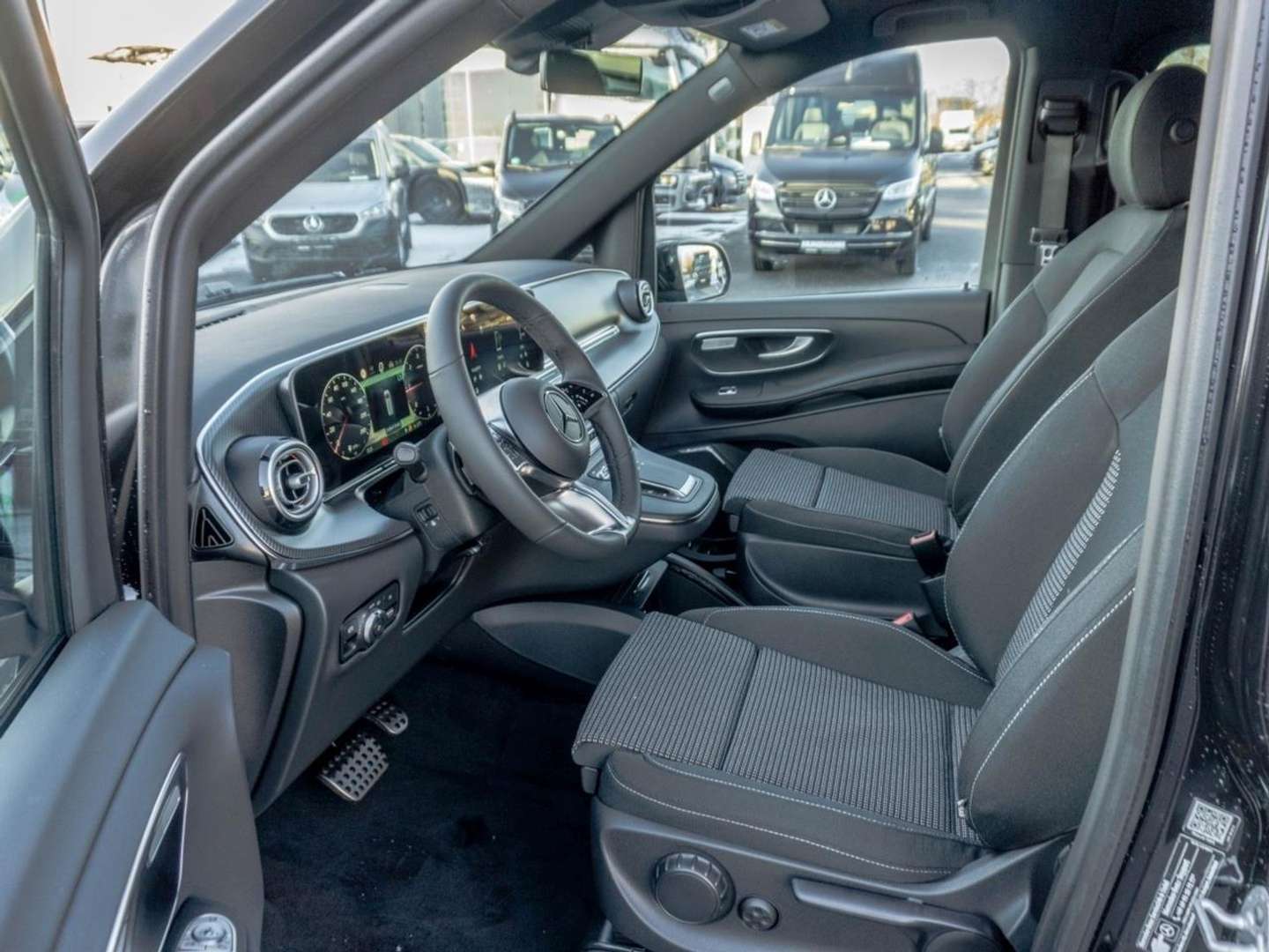 Mercedes V 300 300 Night - 2026 - Joinsteer - #6