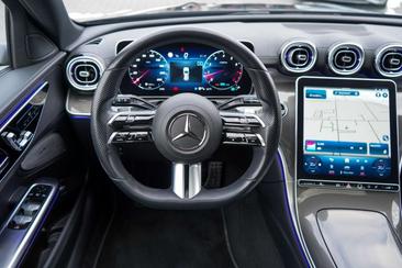 Mercedes Classe C 200 AMG Line — photo 23