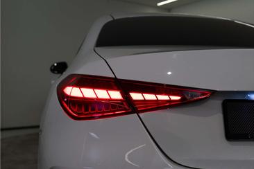 Mercedes Classe C 180 AMG Line — photo 14