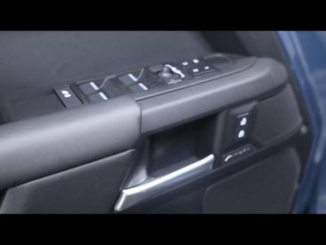 Land Rover Defender 110 D200 X-Dynamic SE AWD Auto — photo 23
