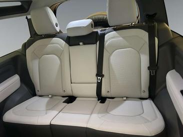 Land Rover Defender 90 X-Dynamic SE Awd 3.0d Mhev 200cv Auto — photo 10