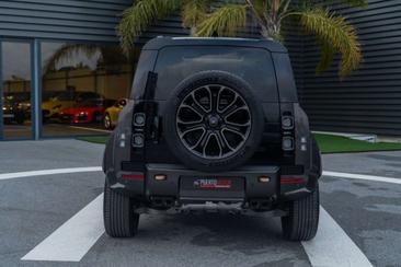 Land Rover Defender 110 Octa Black AWD Aut. 4.4 V8 MHEV — photo 3