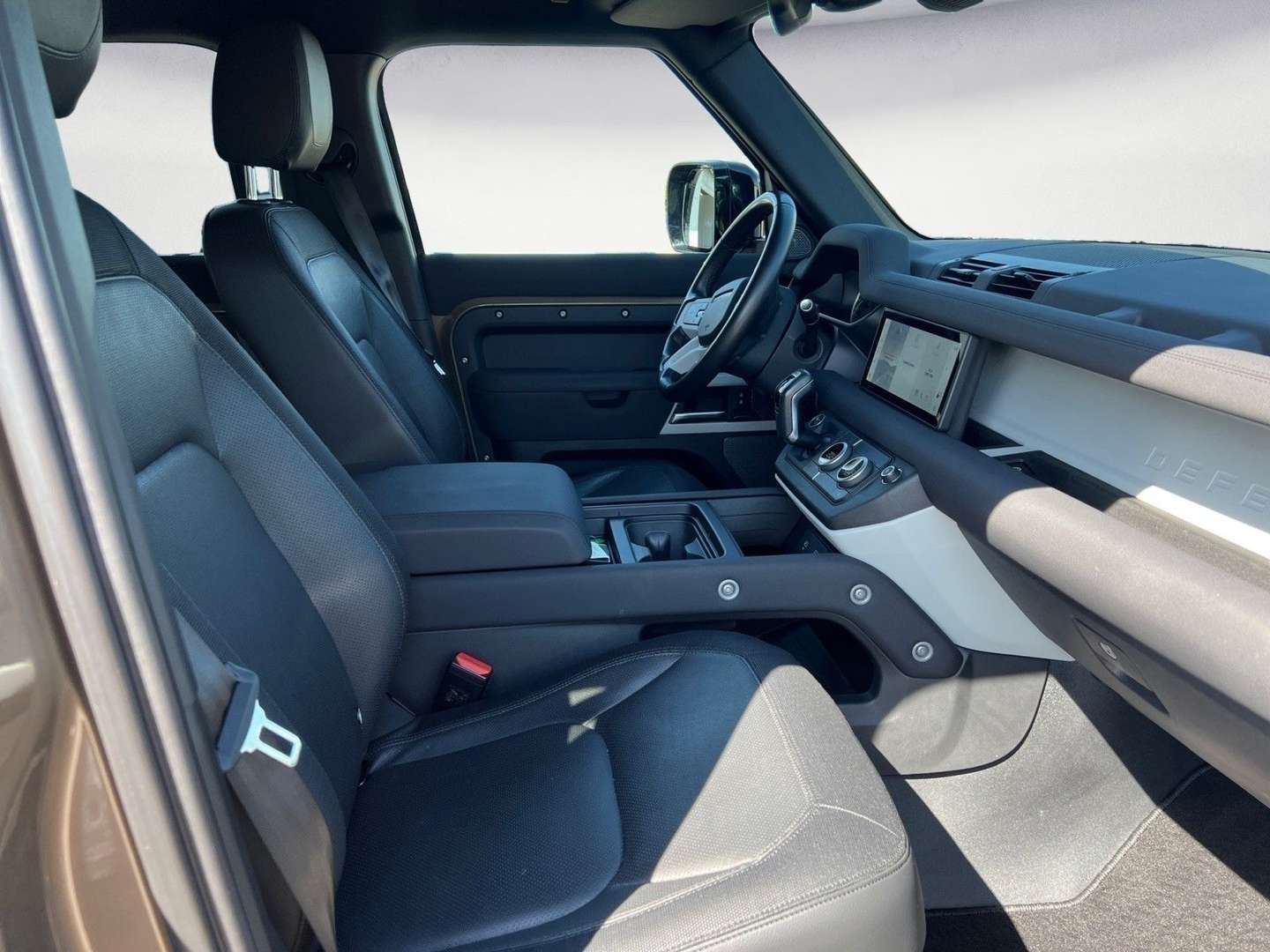 Land Rover Defender 110 D300 X-Dynamic SE Black Pack Pano - 2022 - Joinsteer - #3