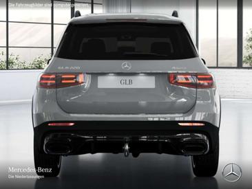 Mercedes GLB 220 Night Edition — photo 6
