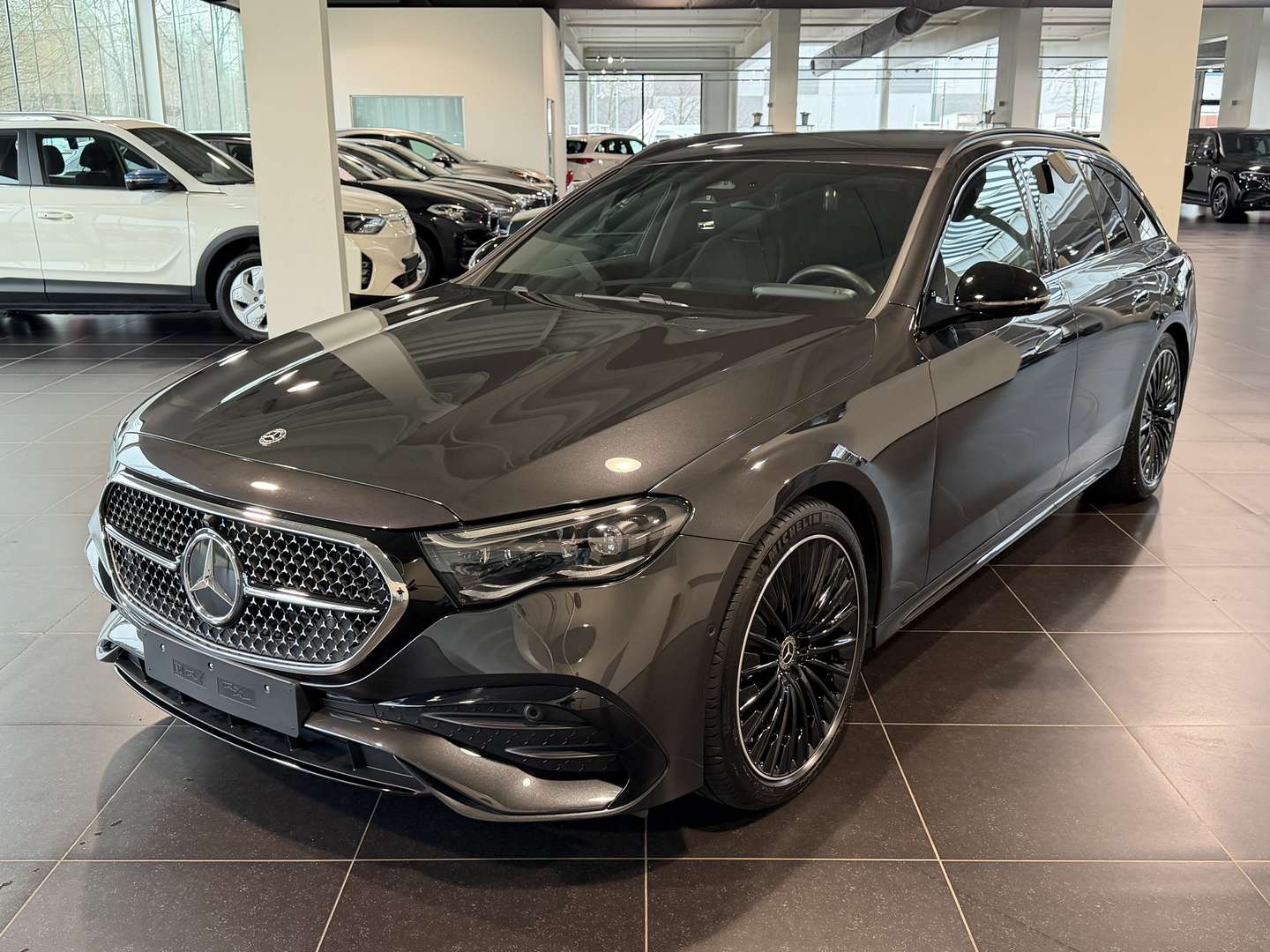 Mercedes Classe E Break 300 AMG Line - 2024 - Joinsteer - #1