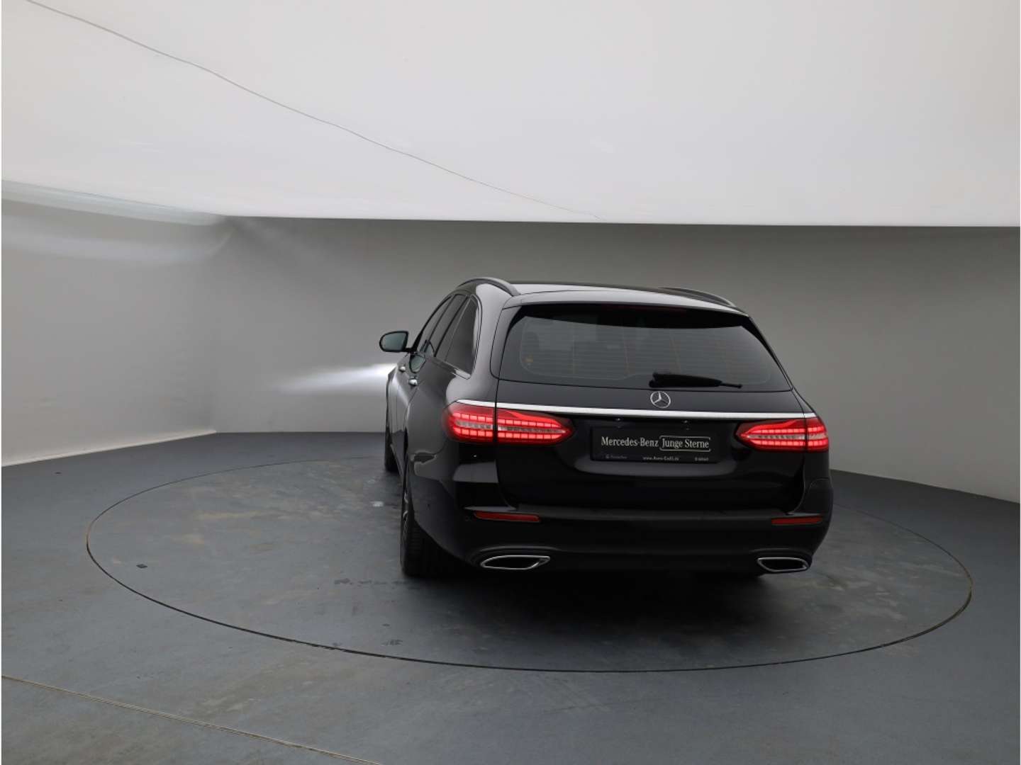 Mercedes Classe E Break 300 Night Edition - 2022 - Joinsteer - #3