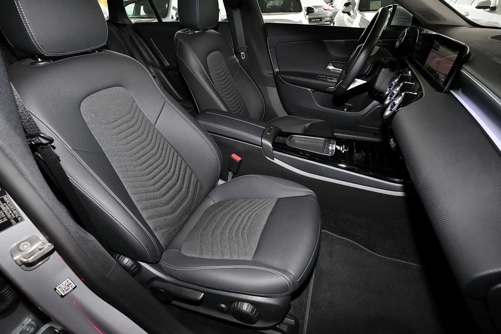 Mercedes CLA 180 - 2024 - Joinsteer - #4