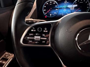 Mercedes GLA 250 250 — photo 22