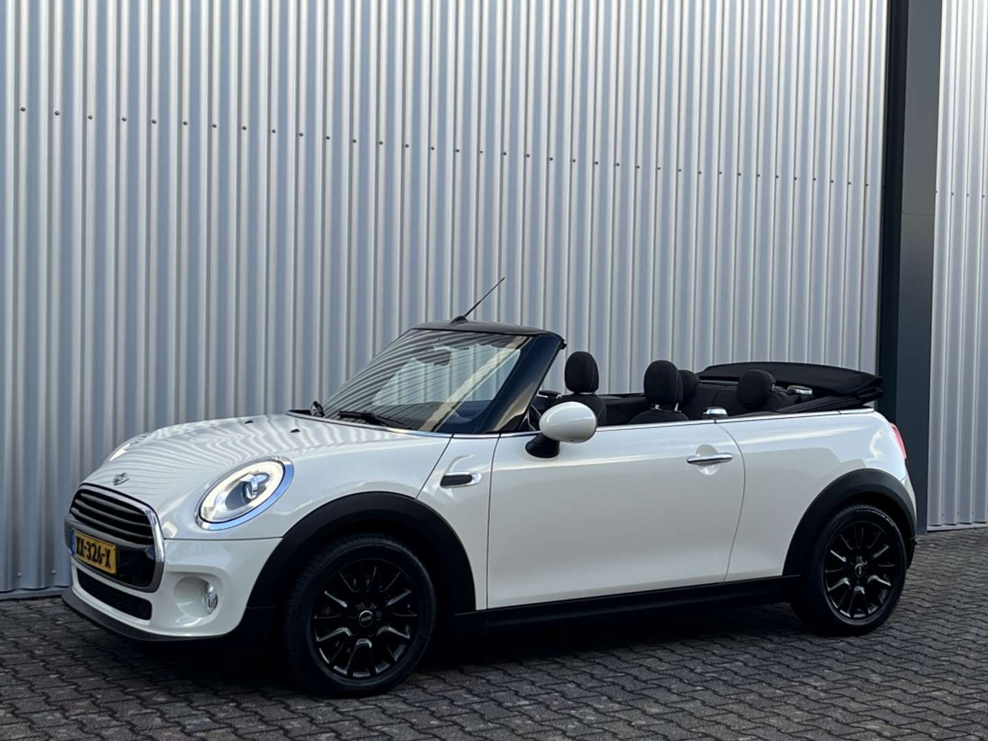 Mini Cabrio COOPER - 2018 - Joinsteer - #1