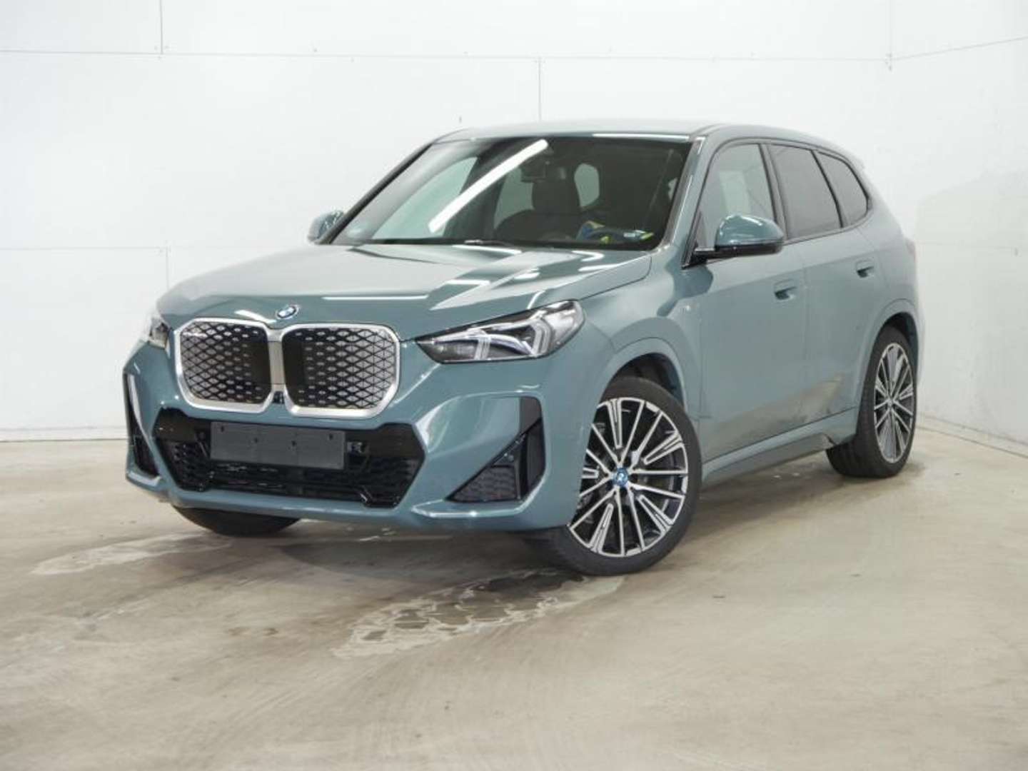 BMW IX1 M Sport - 2024 - Joinsteer